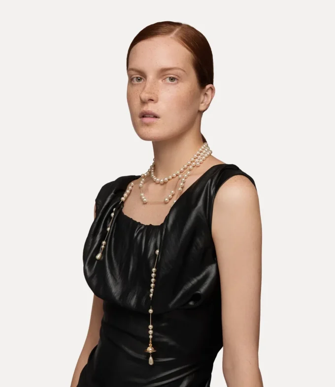 Broken Pearl Necklace Broken Pearl Necklace